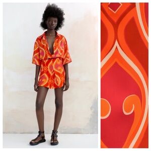 NWT Zara Red Geometric Print High-Waisted Short
